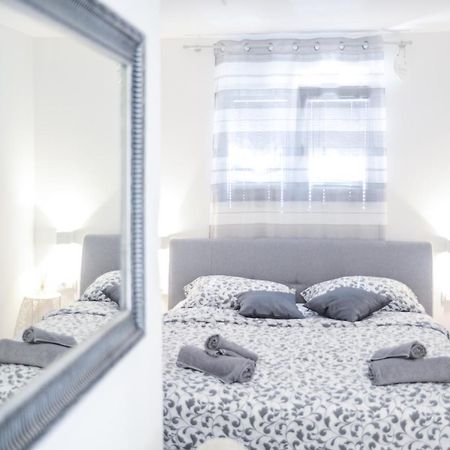 Modern Getaway Studio For Two Rovinj Exterior foto